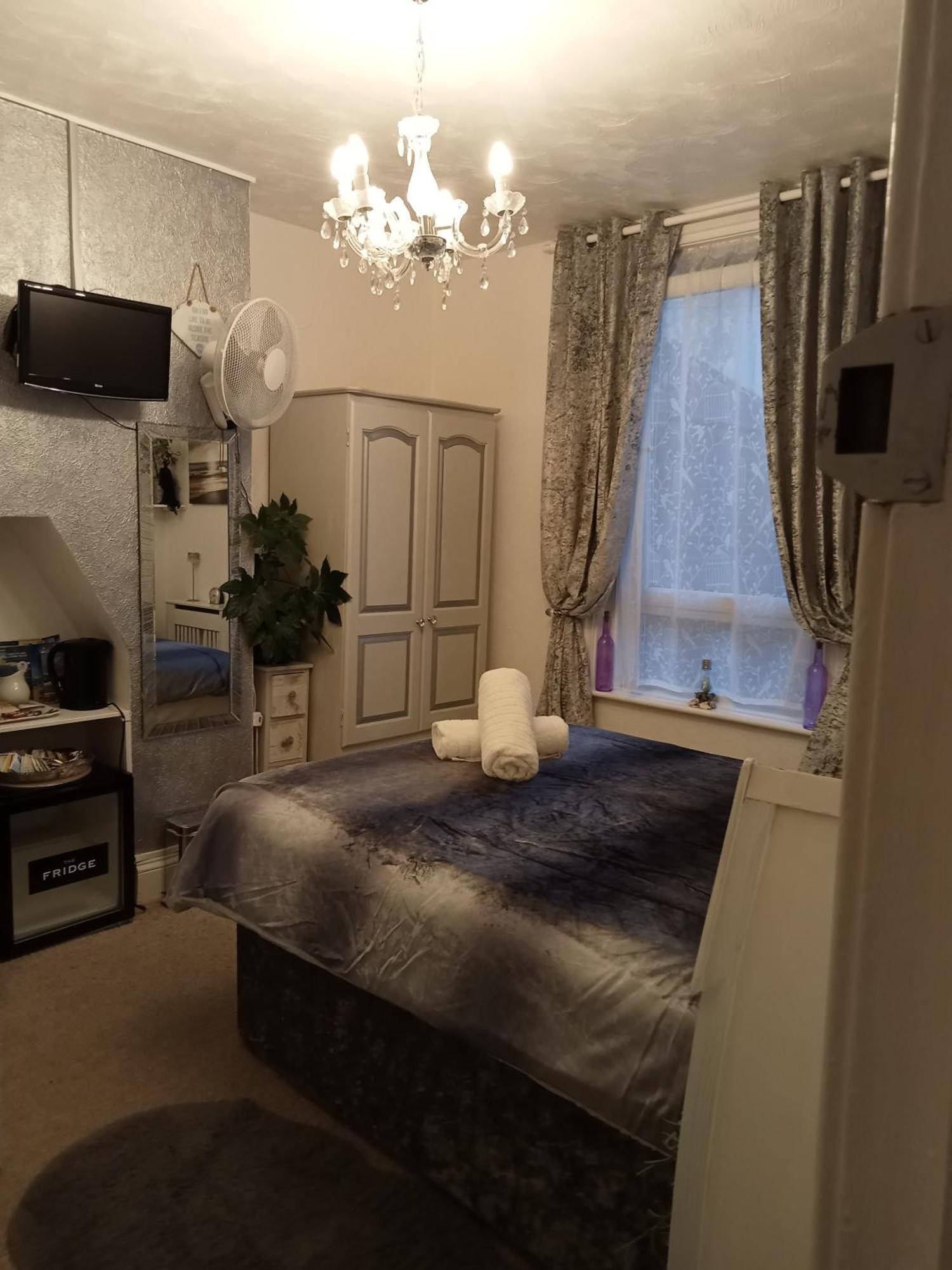 Marjune Guest House Weymouth Eksteriør billede